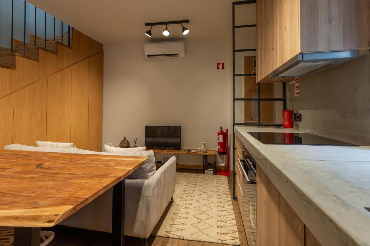 Orm- Fontainhas 01 & 02 Apartments ปอร์โต ภายนอก รูปภาพ