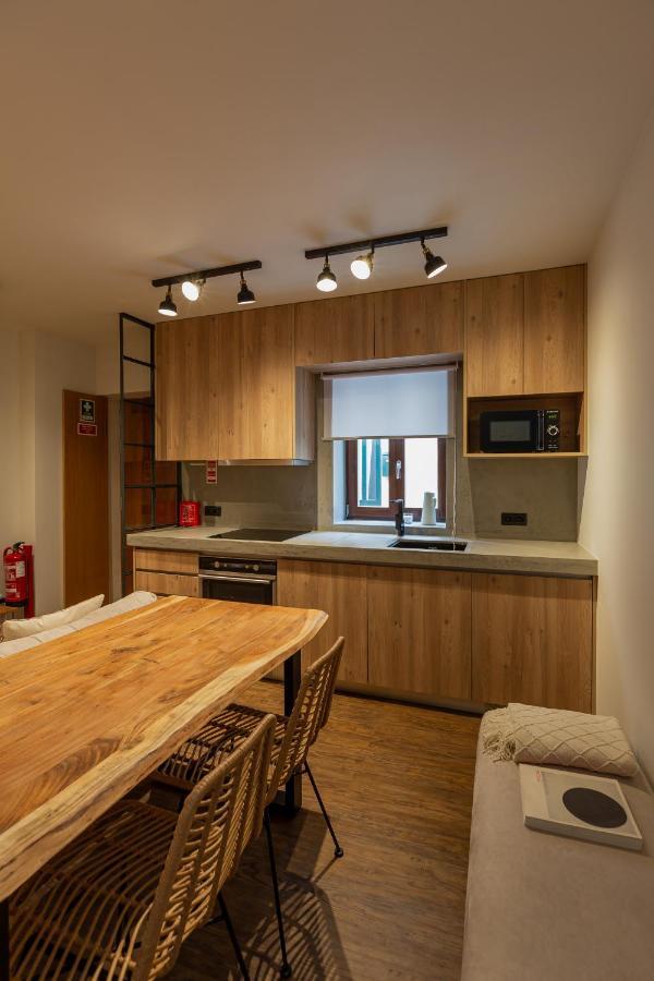Orm- Fontainhas 01 & 02 Apartments ปอร์โต ภายนอก รูปภาพ