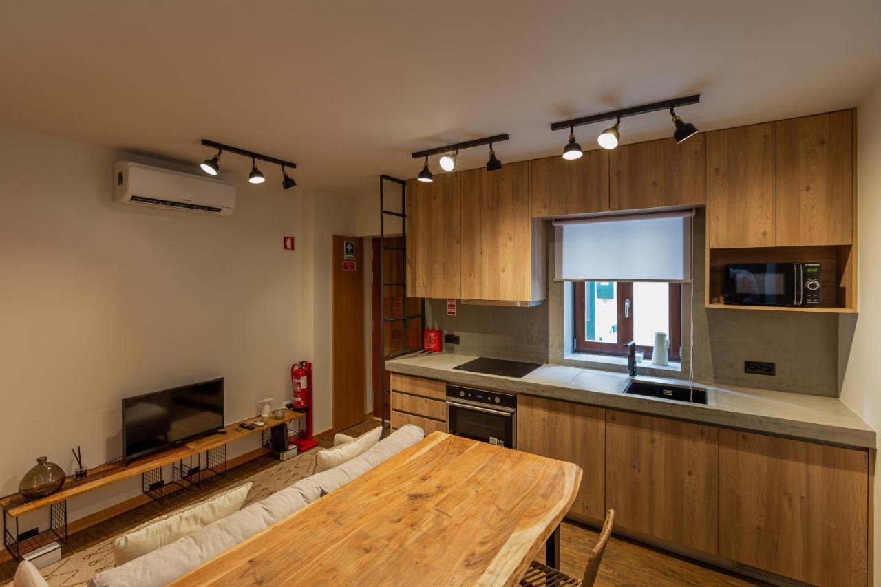 Orm- Fontainhas 01 & 02 Apartments ปอร์โต ภายนอก รูปภาพ