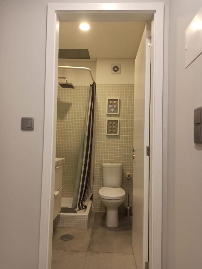 Orm- Fontainhas 01 & 02 Apartments ปอร์โต ภายนอก รูปภาพ